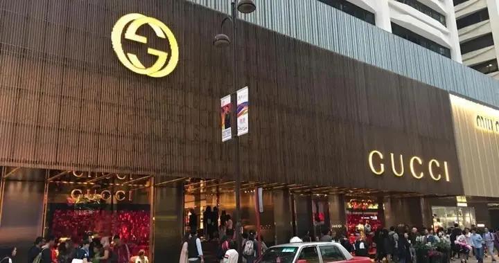 暴跌25%，五折清仓无人问津！曾抢破头的顶奢，为何彻底跌下神坛