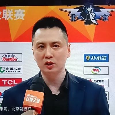 邱哥爱跑步：上海19连胜！客场拿下北京北