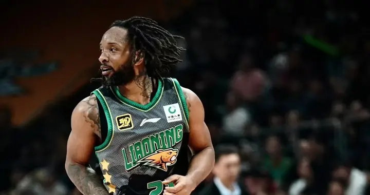 辽宁虽输球但有进步，这场只输了16分，亨特“水货”，威尔斯燃尽