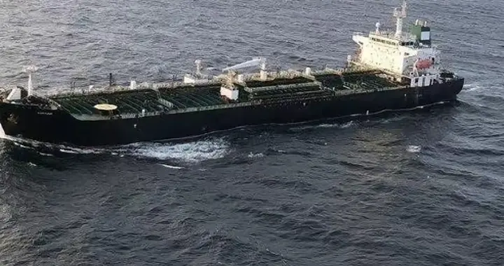 横的怕不要命的！美国扣押轮船时遭猛烈抵抗，无奈宣布放弃