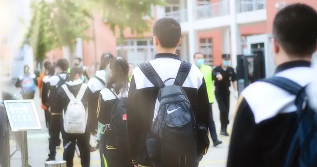 高级中学教师管理制度