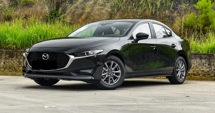 新款在售8个版本，8.99万元起售，马自达3 昂克赛拉该怎么选？