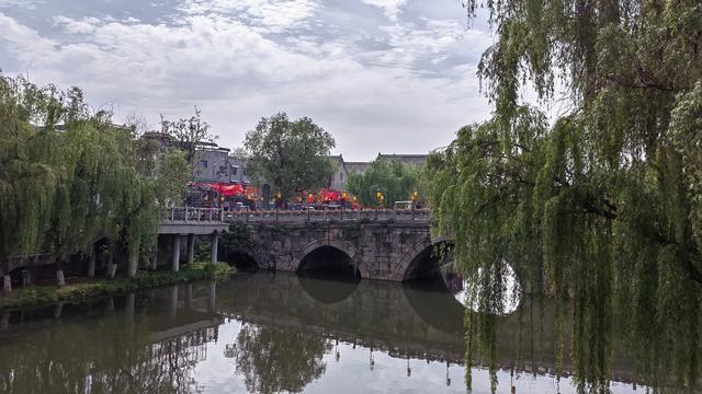 儒雅旭日东山：发现洛阳、新乡的停车场二十