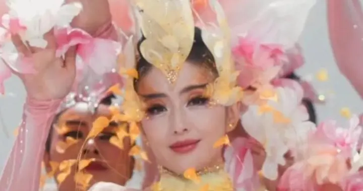 佟丽娅惊艳亮相！化身牡丹仙子落人间，国风美到极致