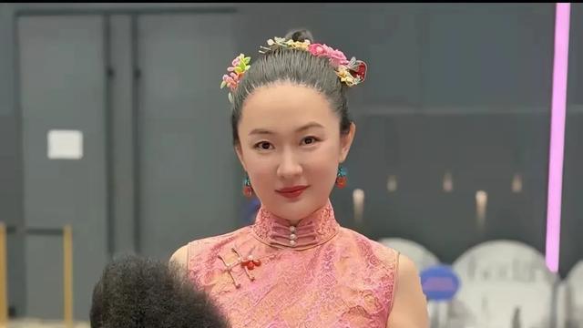 米粒儿：我问邻居宠物店老板 霍思燕家那只