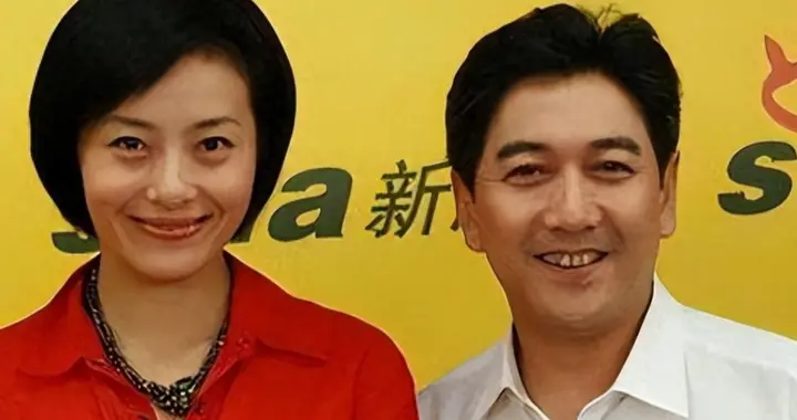 和央视名嘴离婚后，她至今未婚，住女儿三层别墅，心甘情愿当保姆