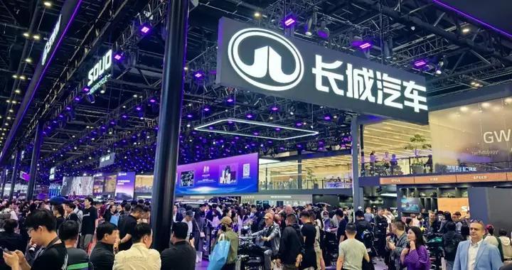 从长城汽车展台 看中国汽车文化自信的力量