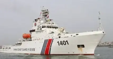 台东爆发对峙！日本巡逻船骚扰中国科考船，中国海警双舰犄角护航