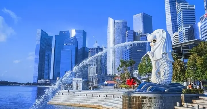 香港为什么现在不再喊超新加坡？因为新加坡，是香港永远的阴影
