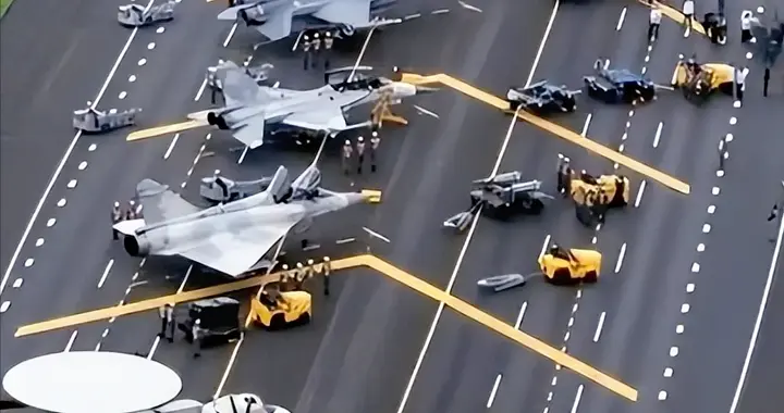 中国高速藏国防大招？3千米路段秒变战机跑道，隐形防线太硬核
