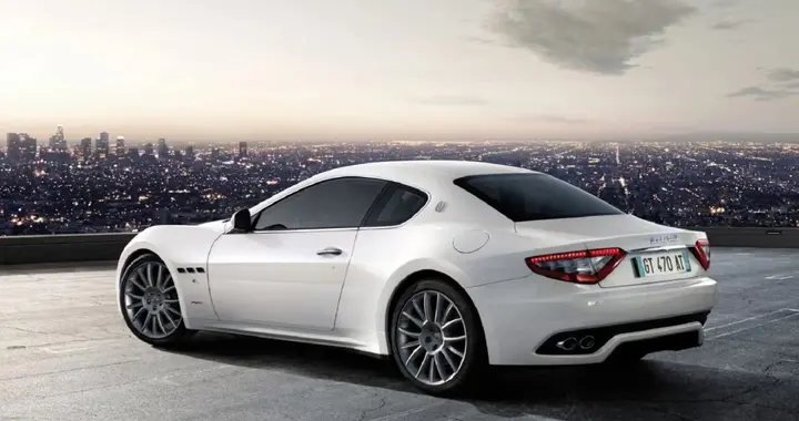 70万辆车惹火上身！百年巨头Stellantis，还能拿什么来赌明天？