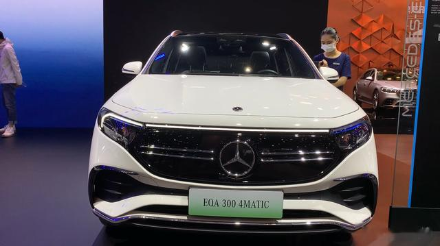奔驰很有“眼力”，6款车5折走量，A级12万C级17万