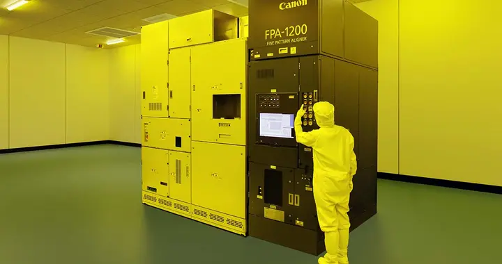 美国机构：如果中国造不出EUV，跟日本企业合作是一条可行的路线