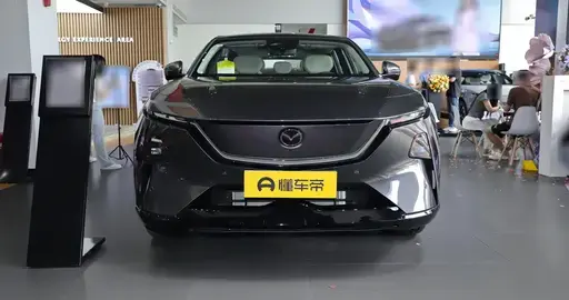 全系标配9气囊，2.0T低至11.99万，马自达EZ-60值得一看