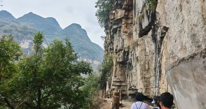 村干部卸任后，每月领几百块补贴，到底多了还是少了？