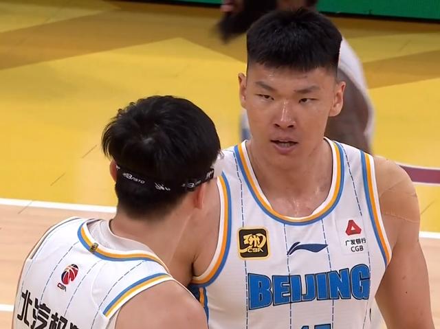 北京G1大胜广厦！广东队将扶正男篮顶级中锋，杜锋重建内线群？