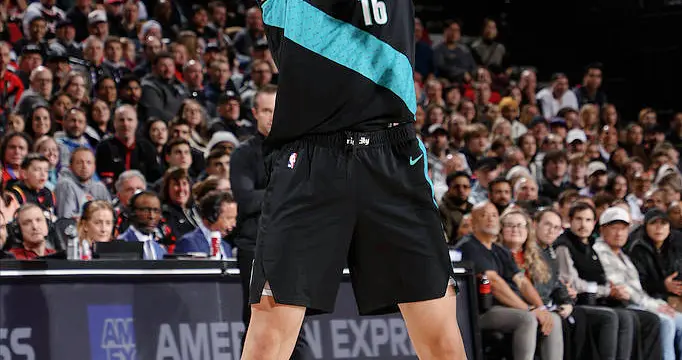 决战今夜！11月18日晚18:00！中央5套CCTV5、CCTV5+直播节目表