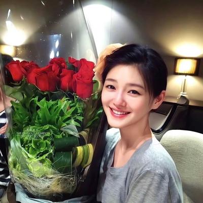 彩虹吃瓜娱乐：S妈又开始作妖了，大S积蓄