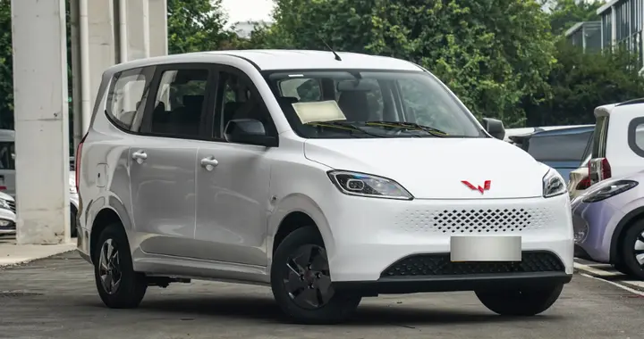 从回本利器到生活伙伴，5.48万起售，2025款五菱宏光怎样？