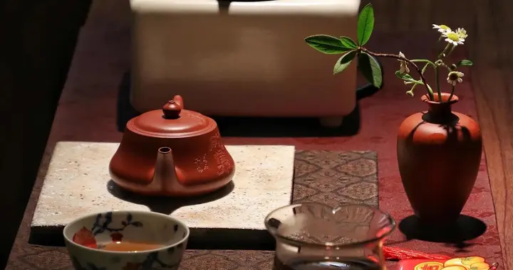 人到中年，最好的状态：低配生活，高配灵魂