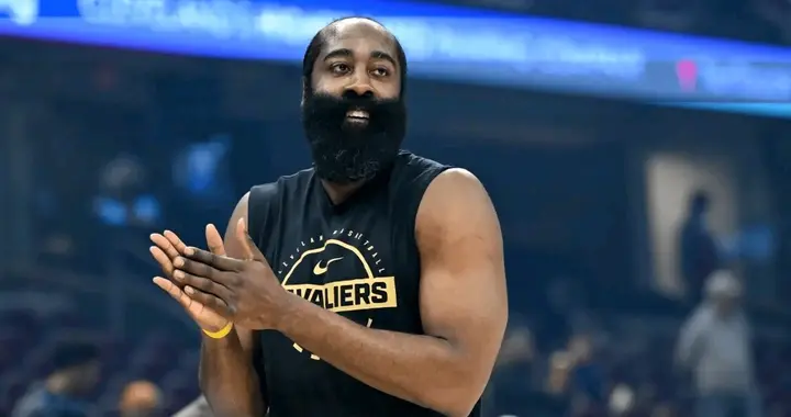 福将哈登！加盟骑士9战8胜1负，末节指挥官激活东部劲旅