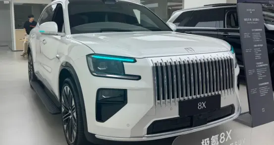 混动SUV哪款卖得好？40万级全能家用极氪8X订单领跑同级