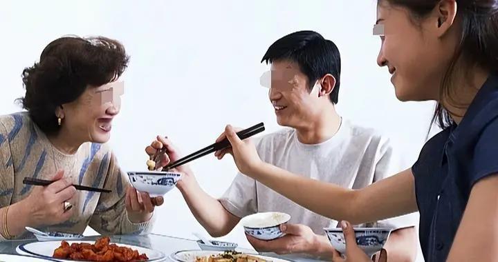 医生再三劝告：和糖尿病人一起吃饭，一定要注意4事，不要马虎！