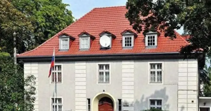 外交大地震！波兰官员强占俄罗斯领事馆，试图接管被拒门外！