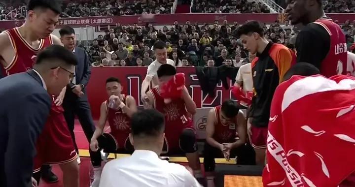 徐昕强硬，山西主场70:74不敌广州，遭遇新赛季四连败！