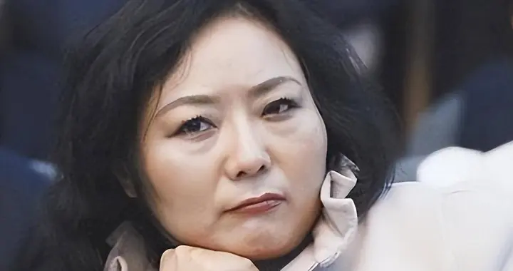 中国最有钱女房东：一个月收租2个亿，送前夫200亿，给女儿500亿