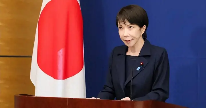 日本突然拉响最高警报！9.9 级地震凭空出现，高市这次颜面尽失了