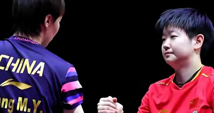 马琳这场“双面戏”演得好！孙颖莎王曼昱会师背后他才是定海神针