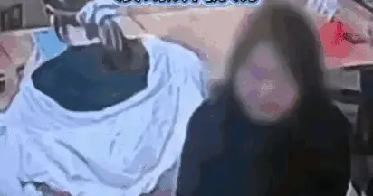 小事显恶德！保定螺蛳粉泼人，这种戾气必须零容忍