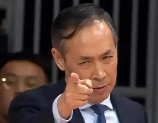随着CBA总决赛G2来临，首钢俱乐部和教练组 极有可能做出三大改变