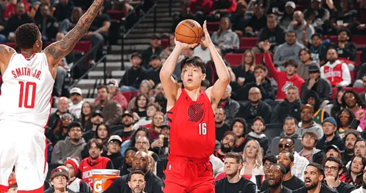 又被逆转火箭3天内2负开拓者翰森贡献关键2分，小贾三分10中0