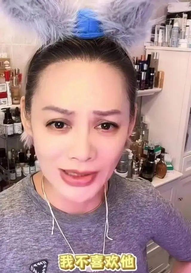 宁静霸气回应牵手门：姐能玩得起，你们不要再搞汪峰了！他很可怜