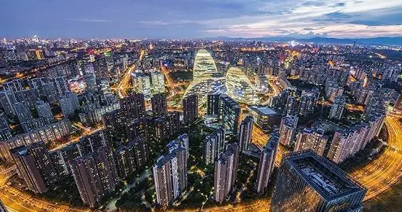 我们并没有用40年走完发达国家200年的路