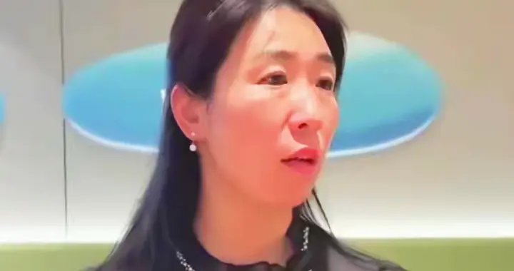 开庭前的一分钟收到离婚的通知，丈夫隐瞒和妻子之间的事情二十年