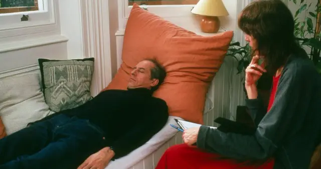 病态之爱，究竟适配哪种人生剧幕？