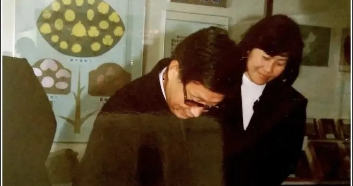 他曾任烟台市委书记，5年时间里干了两件大事，改变了烟台的发展