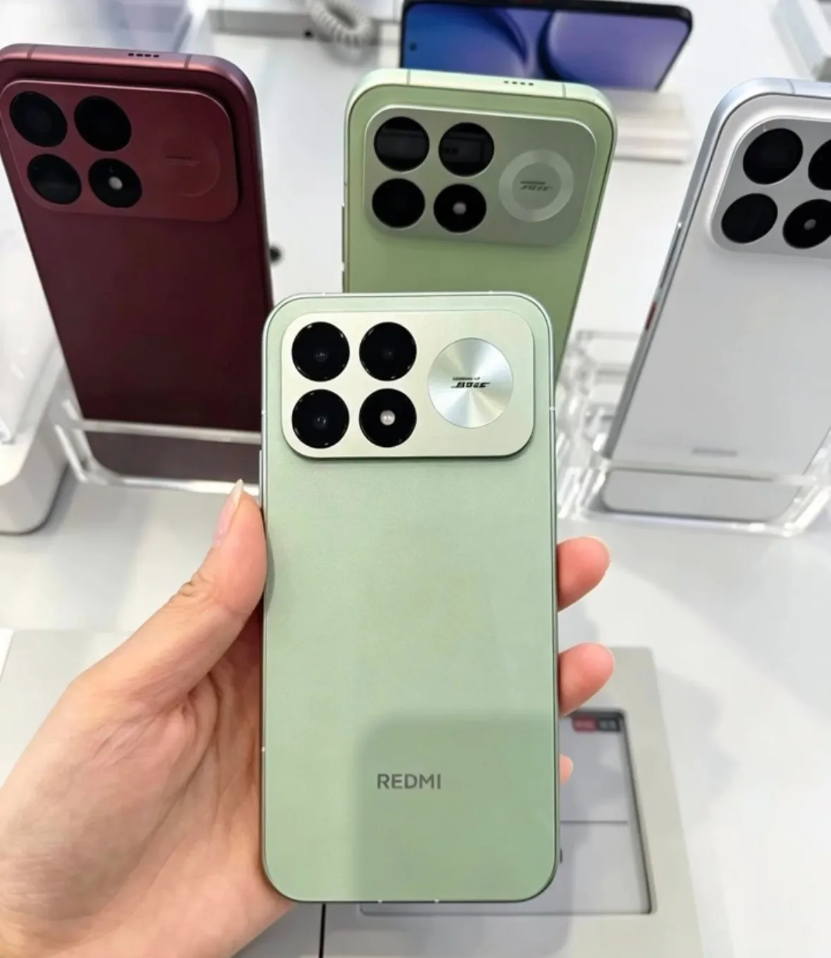 红米K100价格 期待了很久的价格终于官宣，原价3499元起，双11限...
