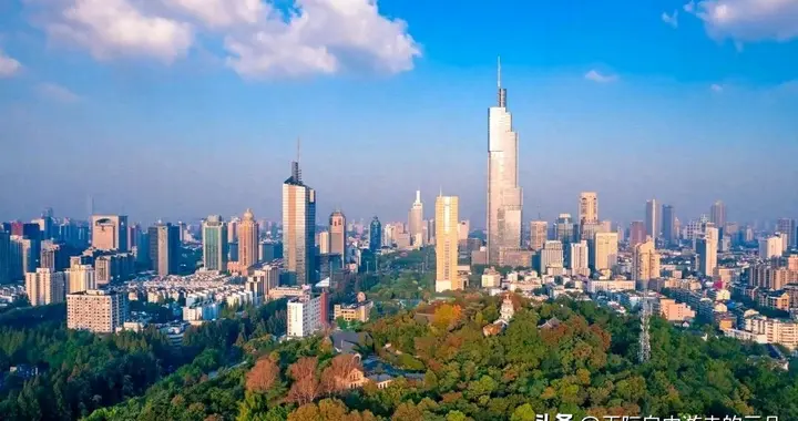 南京放大招！每年狂揽30万青年人才，最高补贴1亿+房票免费住