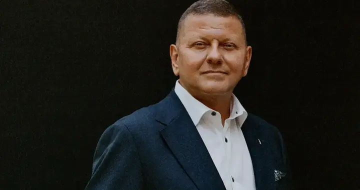 “铁将军”扎卢日内的预测：乌克兰再不改，俄乌冲突打到2034年