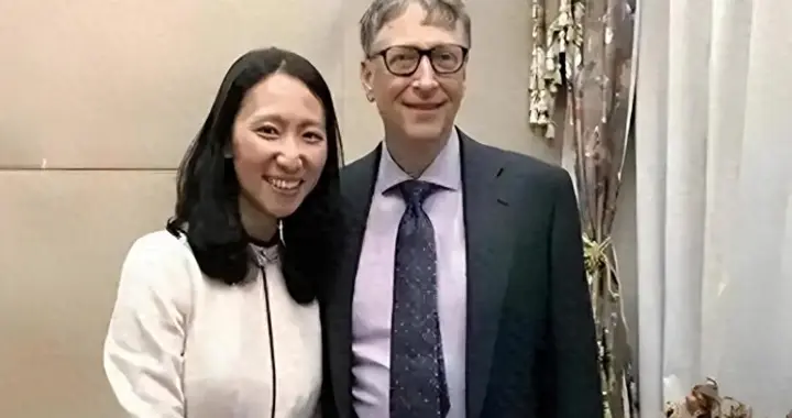 又一个邓文迪！27岁博士毕业，4年生3娃，能替“世界首富”花钱