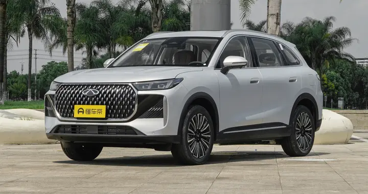 10万预算看燃油SUV，这段时间很难绕开第五代瑞虎8