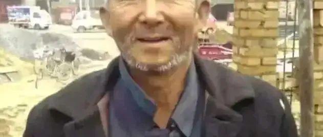 北京一流浪汉，因没暂住证被送收容所，填写籍贯时。