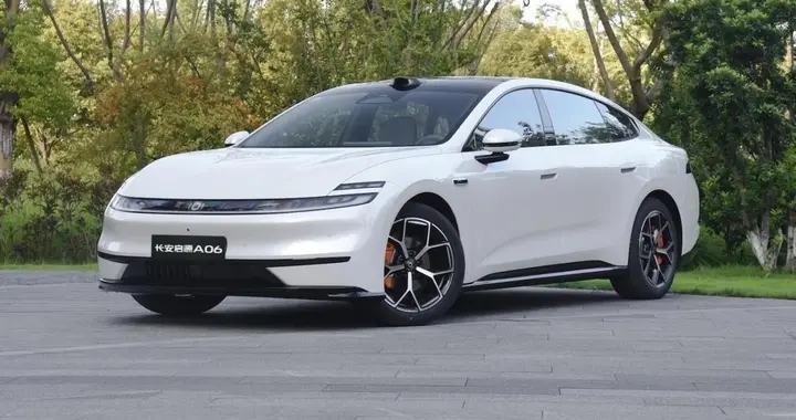 春节返乡二选一，小鹏MONA M03与长安启源A06，谁能更好满足需求？