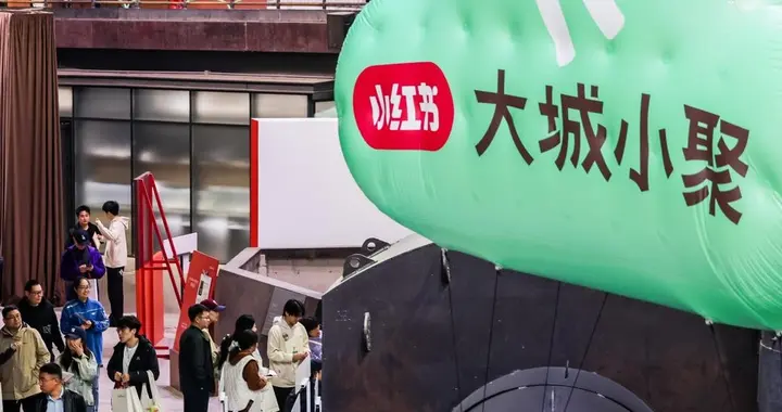 老字号全聚德，来市集烤红薯了