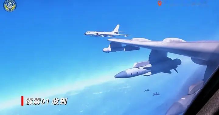 怪不得苏30和轰6K实弹出击，原来F22已降落吕宋岛，拳师号也来了