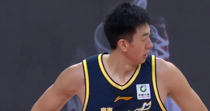 王少杰也伤了！广东队内线群惨遭重创，杜锋被逼重用焦泊乔！